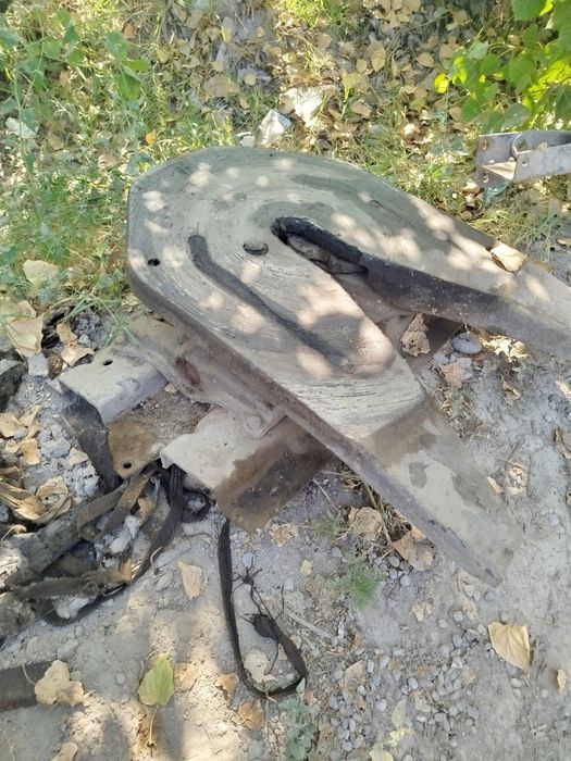 Zil sedlo sotiladi.