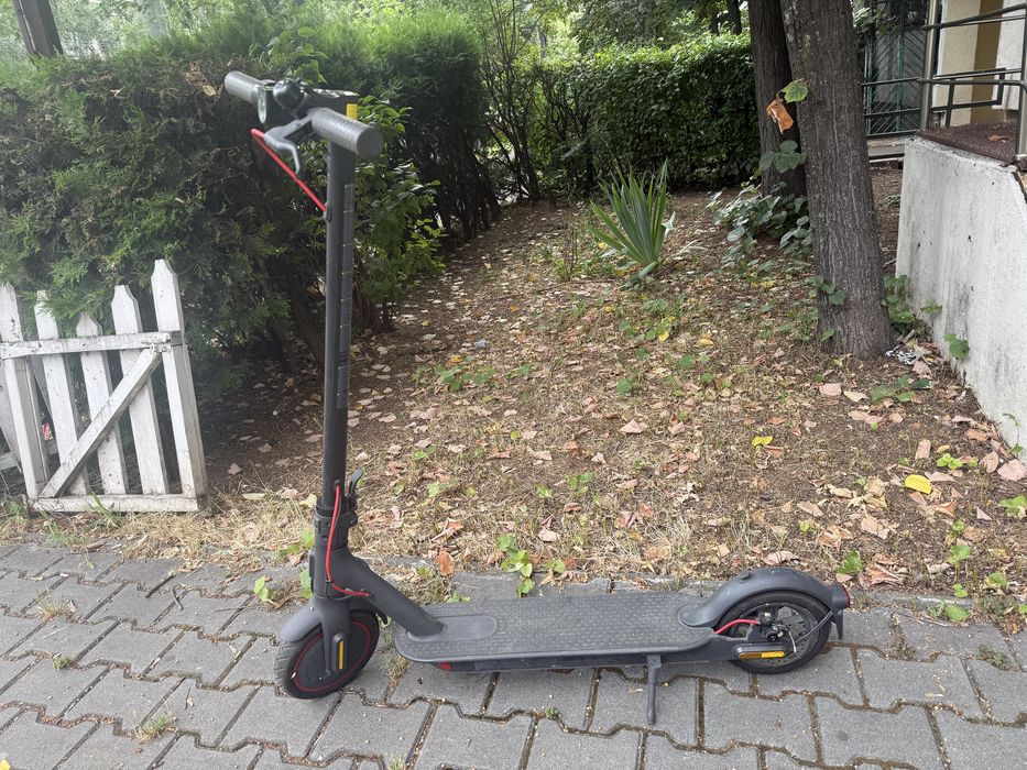 Xiaomi Mi Electric Scooter Pro 2 (Impecabila).