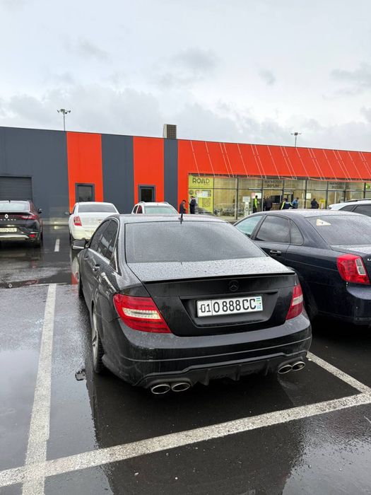 Mercedes Benz w204 5.5 M273