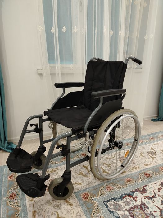 Инвалидная кольяска, б/у
