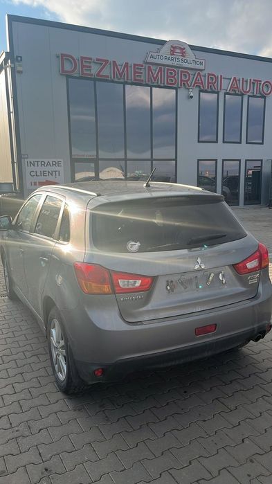 Dezmembram Mitsubishi ASX