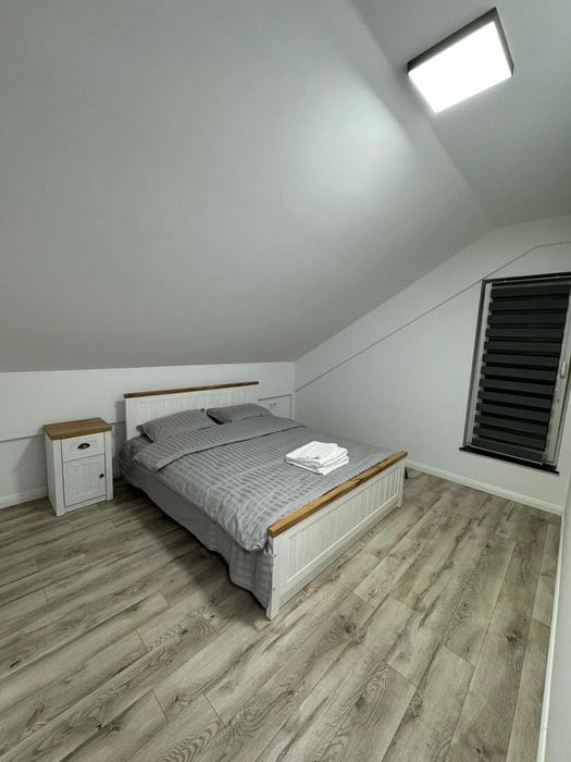 Apartamente de închiriat