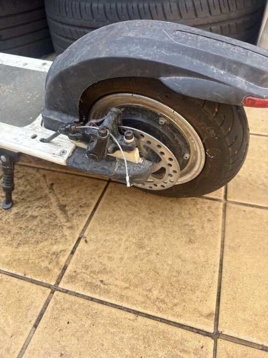 Trotineta Joyor  5 S  acumulator epuizat