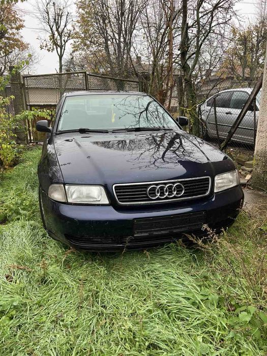 Audi A4 B5 1.8i САМО НА ЧАСТИ