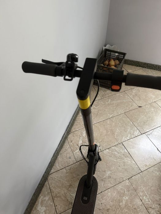 Электросамокат Mi Electrick Scootter