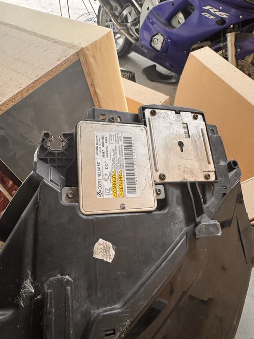 Vand faruri audi a6 !