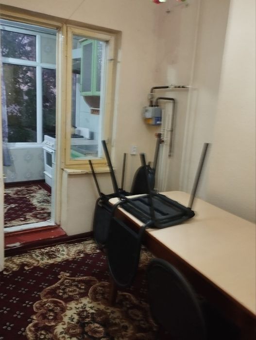 Квартира ижарага берилади 2 хоналик 2 этаж
