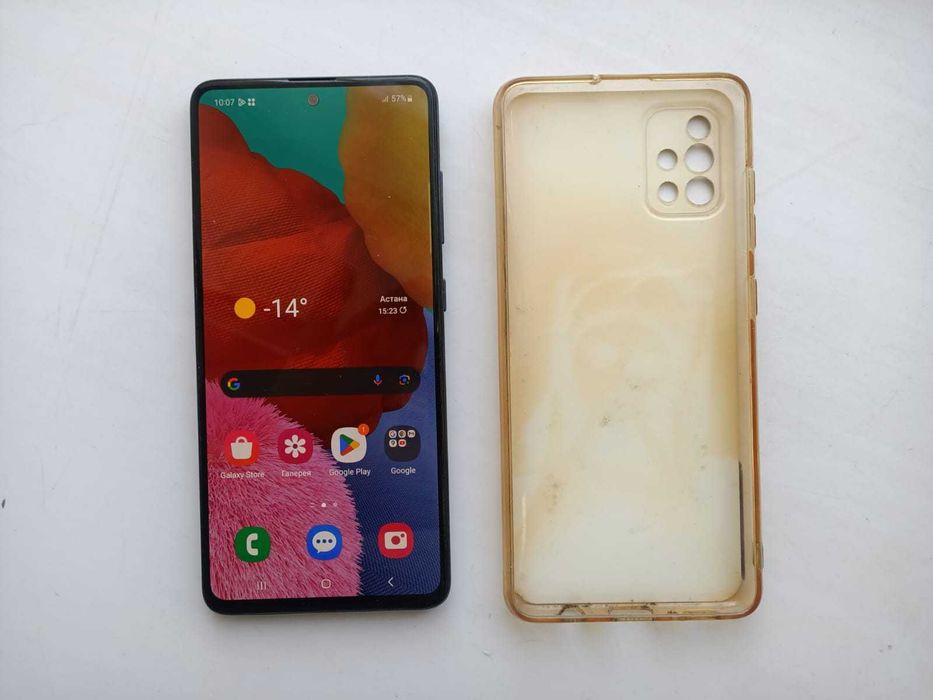 Samsung Galaxy А51. Память 64 Gb