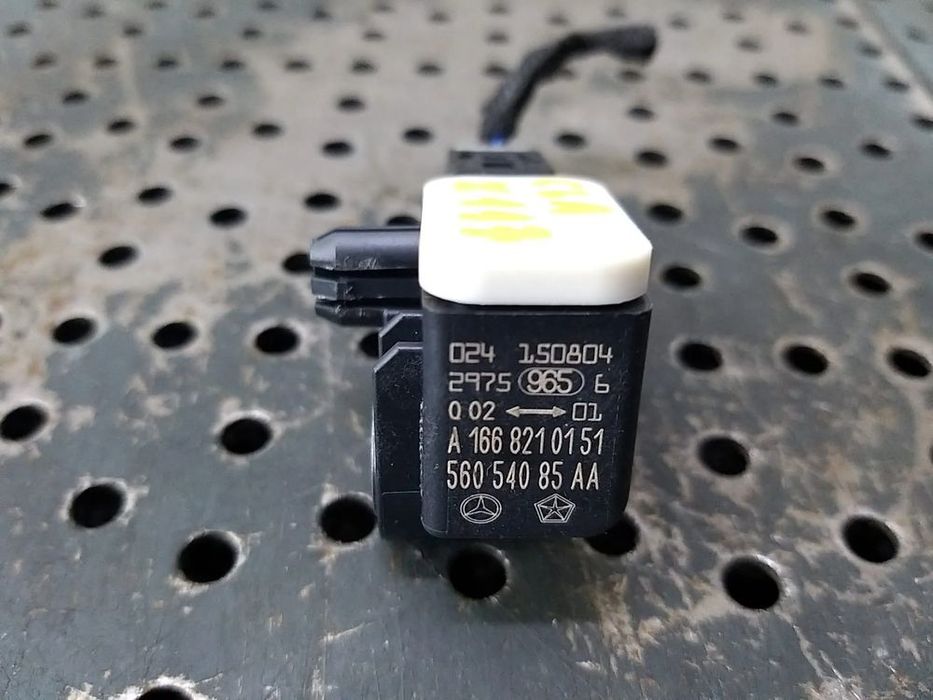 Senzor impact mercedes cla x117 a1668210151