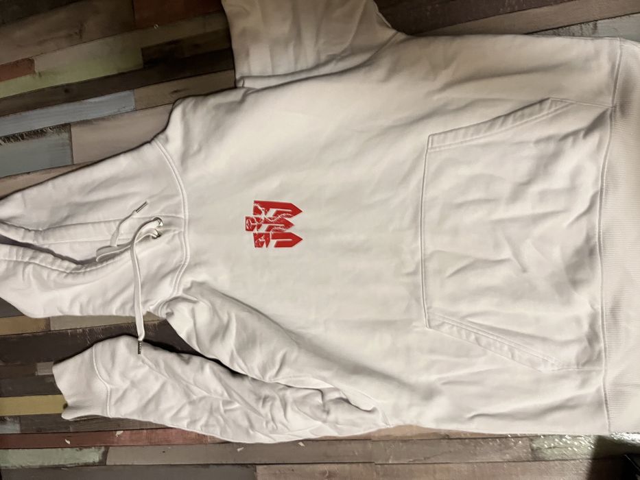 Thesinners тениски и худита