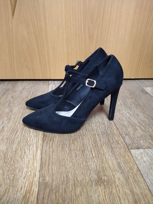 Летняя женская обувь