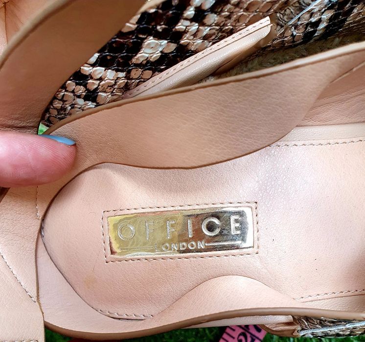 Нови Дамски сандали на висока подметка, 38 номер