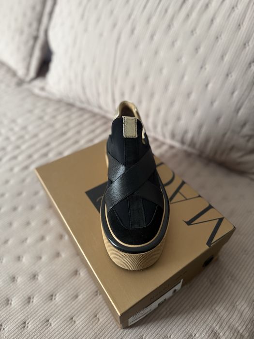 Обувь из замша натуральной