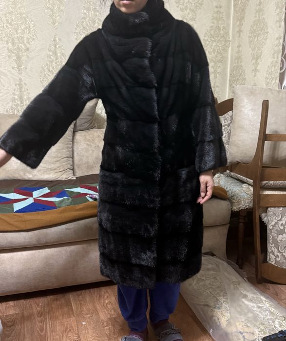 Продам норковую шубу