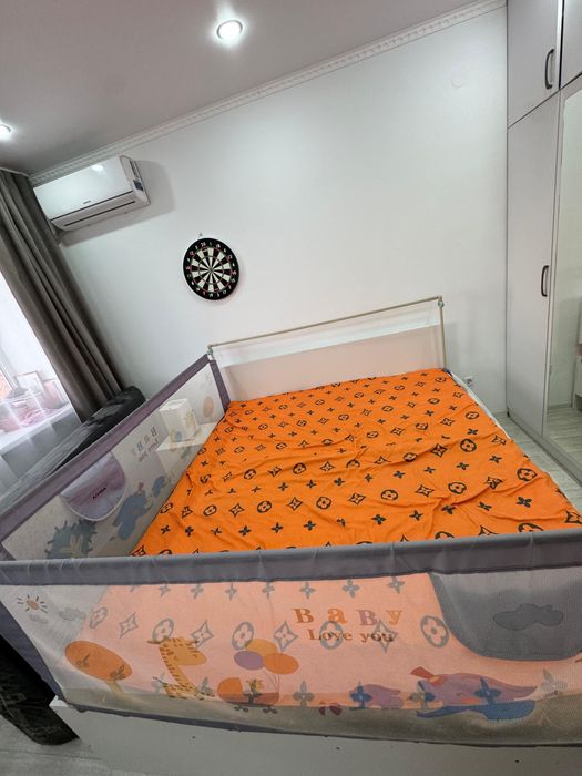 Продам кровать с бортиками