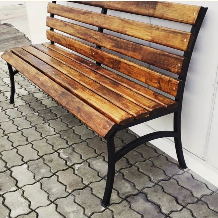 Скамейки уличные