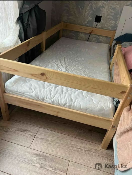 Продам детскую кровать