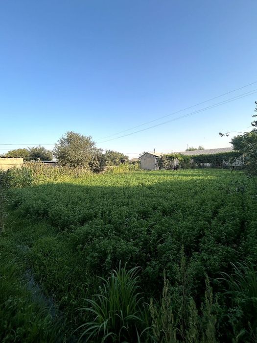 Yer uchaska sotiladi 7 sotik