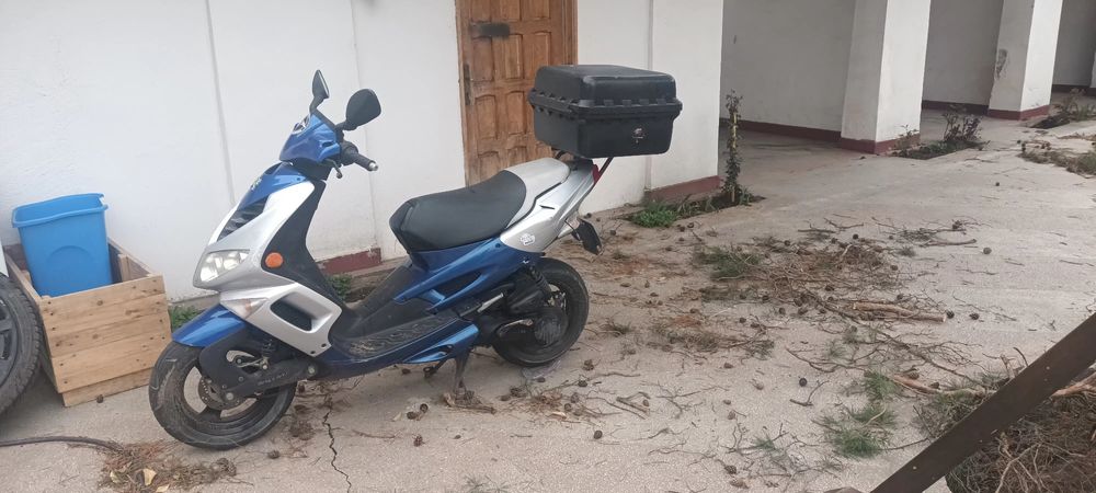 Scuter Peugeot 49 cm