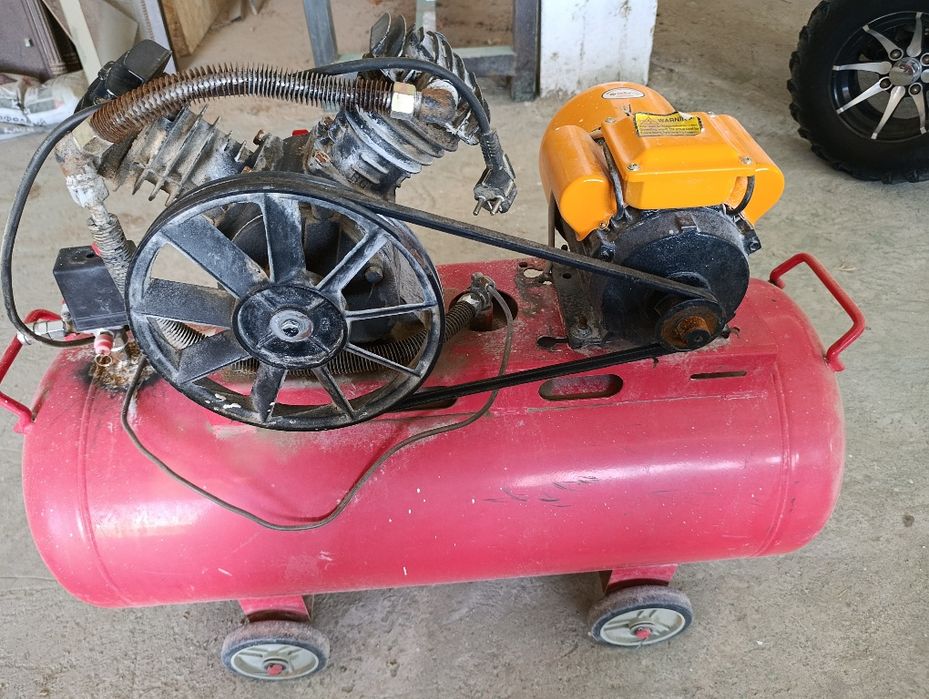 Компрессор 100 л