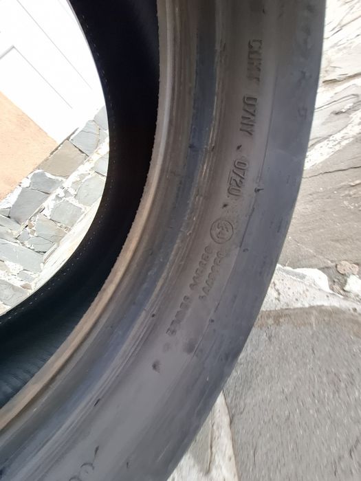 Anvelope 215/60/17 -  vara Michelin - Continental