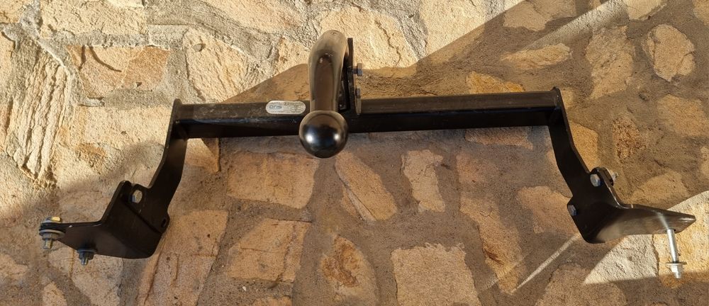 Универсални тегличи/НОВИ/