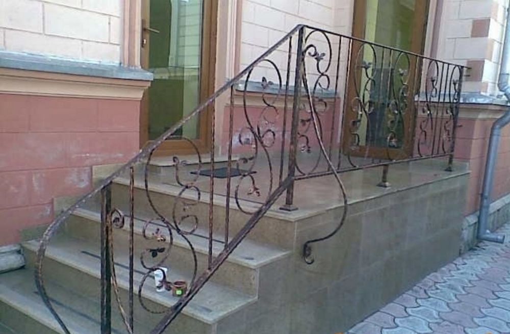 Balcon din fier forjat