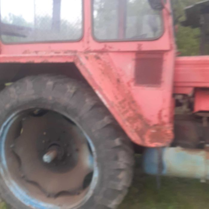 Vând tractor u650