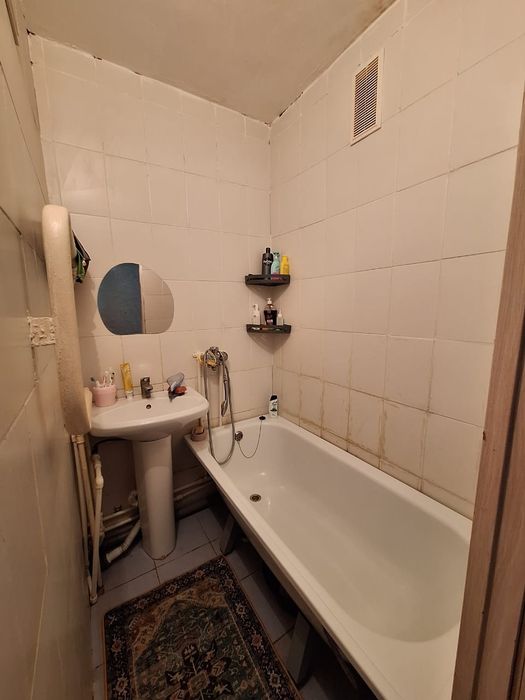 Продаётся 3 комн Детская больница