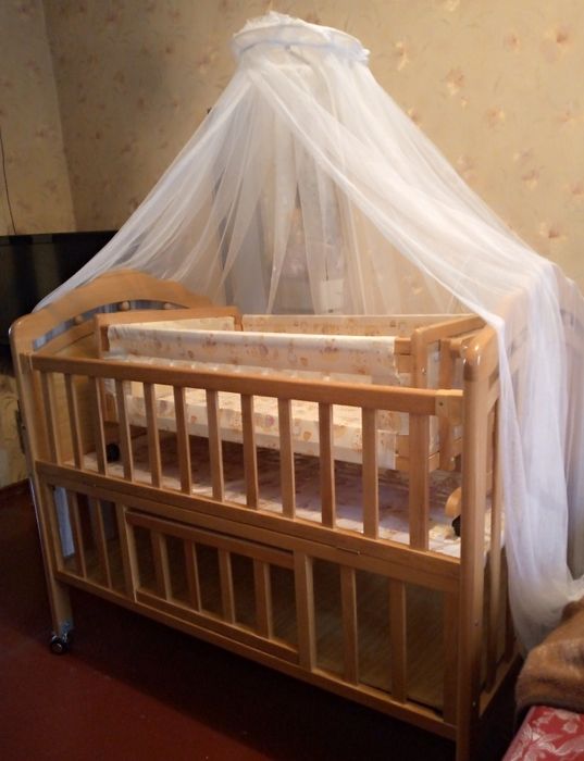 Распродажа!! Детская кроватка!!