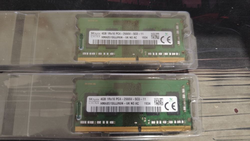 Оперативная память SK hynix 4gb 2 штуки