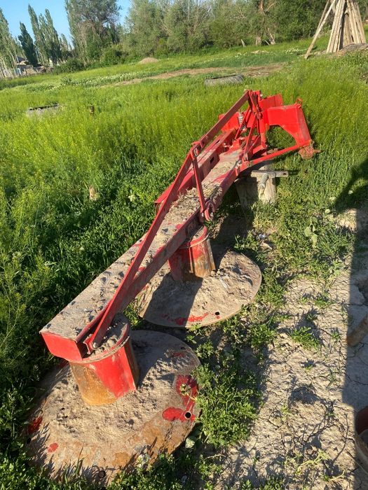 Продам трактор со всем оборудованиям