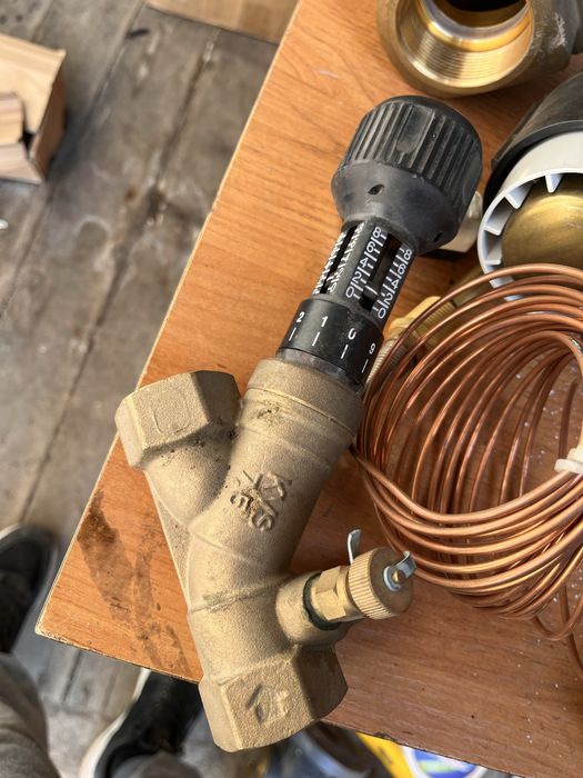 Danfoss pn25 регулятор давление до себя после себя