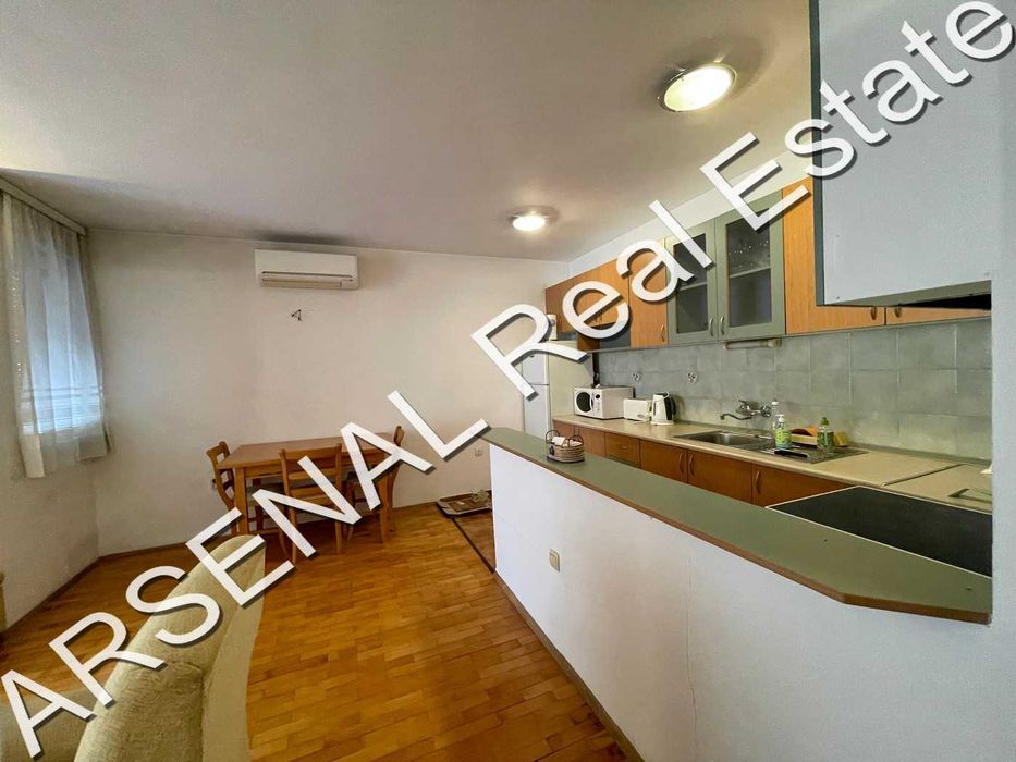 Дава се под наем Тристаен апартамент в София, Медицинска академия - 115 кв.м за 700 € - Снимка #1