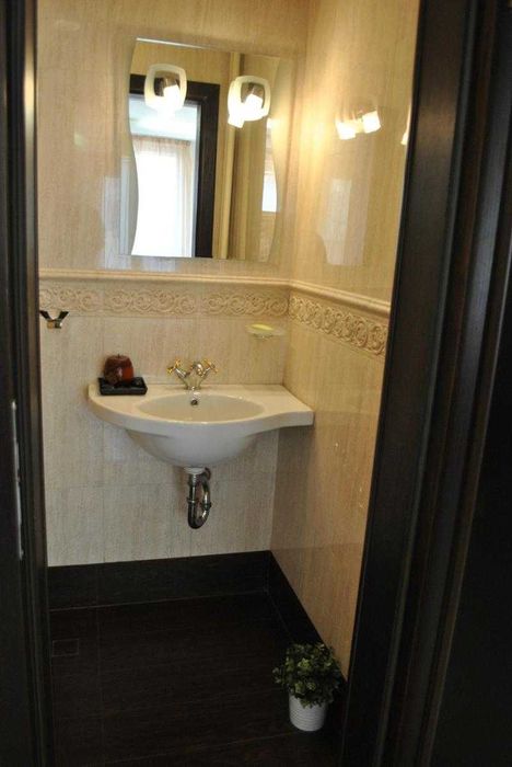 Продаваме Тристаен Апартамент В Сердика