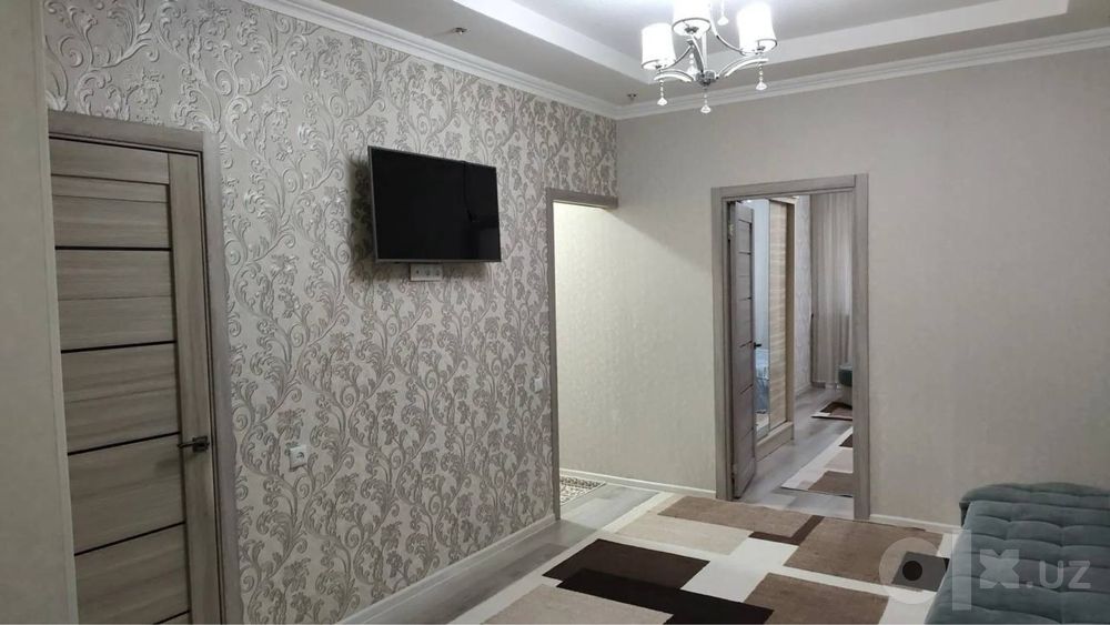 Чиланзар 8.  2/3/4. Панель зеркалка.  Ор Рахон