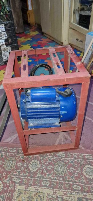 Месомелачки , ножчета , решетки , пълначки , доматомелки