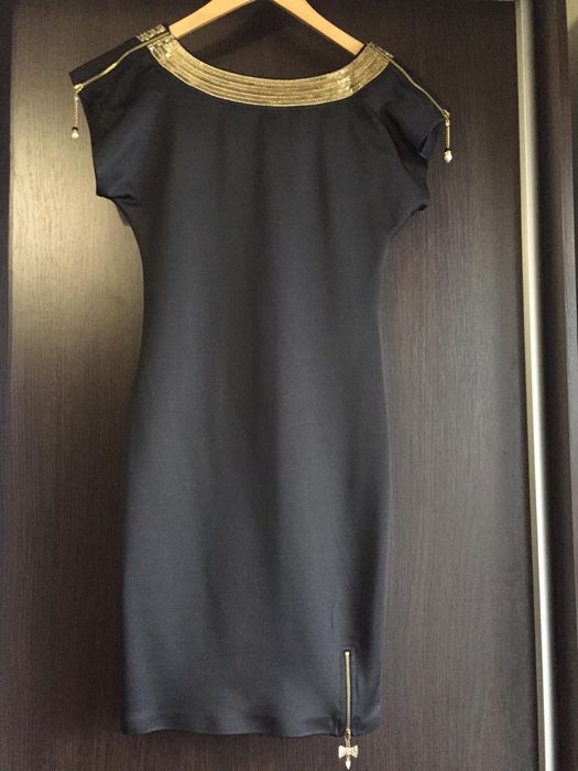 Платье черное