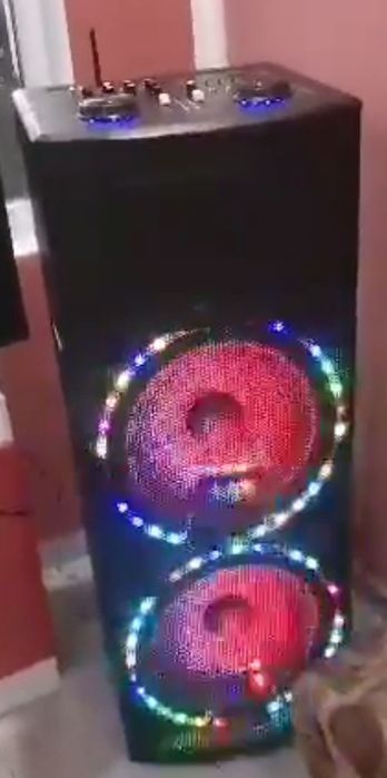 Два броя колони комплект