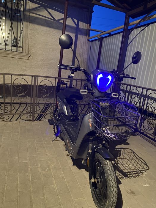 Продается электроскутер 550вват