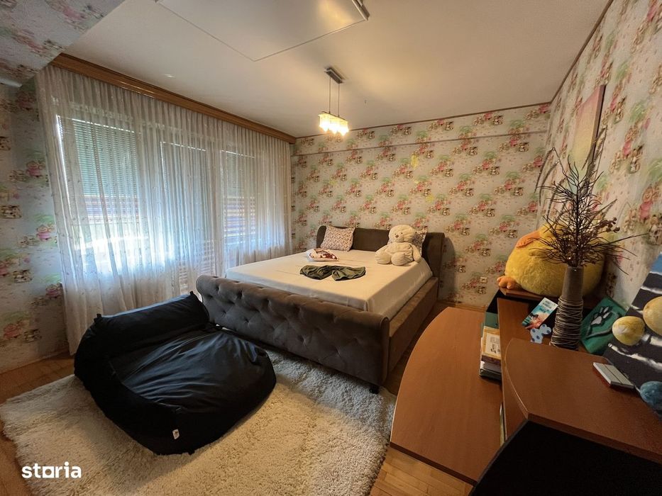 Vila 10 camere + / Valea Oltului / 620 mp utili / 2190 mp curte