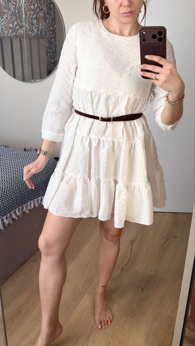 Рокля Zara с флорални мотиви