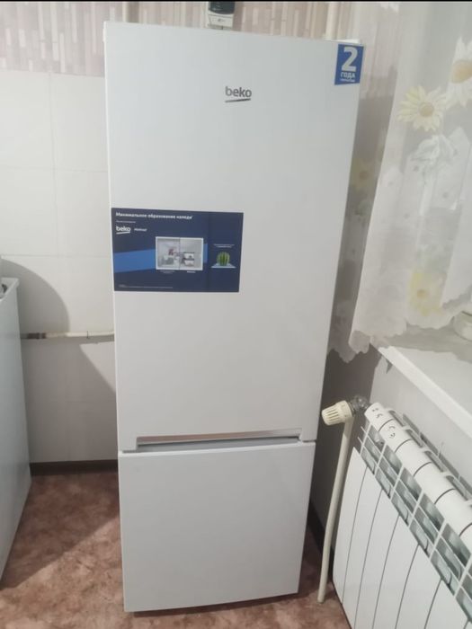 Продам холодильник новый