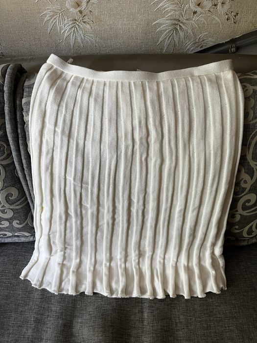 Красивая одежда на женщину, распродажа