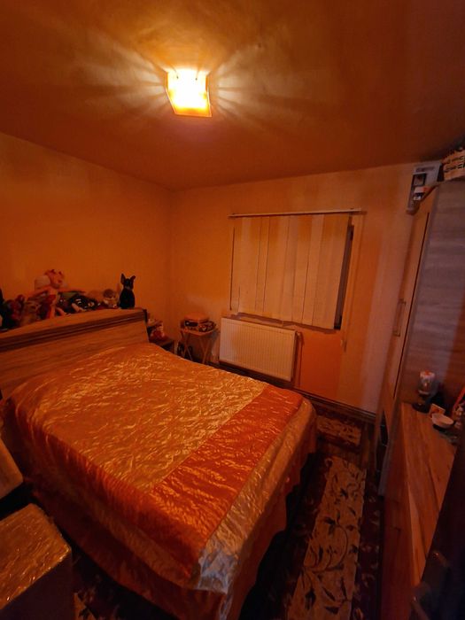 URGENT Propietar vând apartament cu 2 camere etaj 1