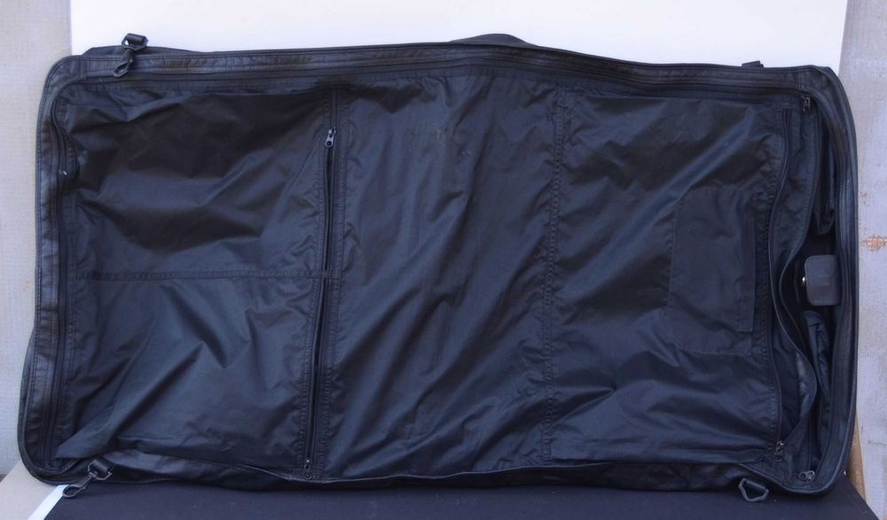 Geanta pentru costum din piele veritabila