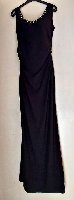 Дълга елегантна рокля с гол гръб