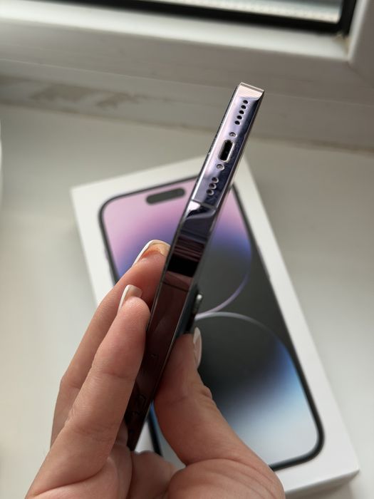 Продам iphone 14 pro 256гб .