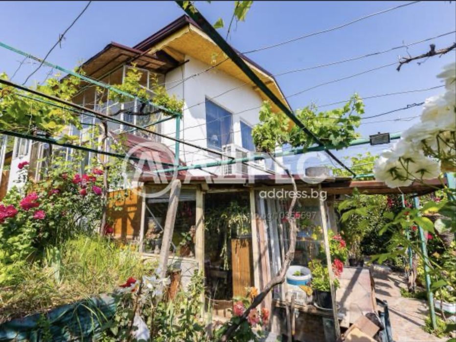 Продава се Къща в Варна, Възраждане 4 - 108 кв.м за 1834 €/кв.м - Снимка #1