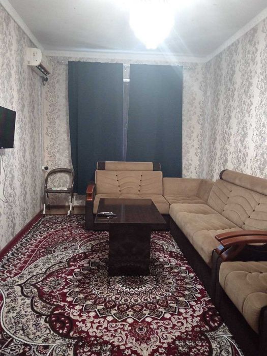 Farg'ona viloyat hokimiyati yonida 3 xonalik uy